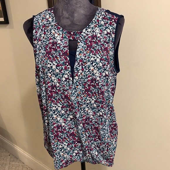 41 Hawthorn Tops - 41 Hawthorn Floral Print Blouse- Blue and Maroon